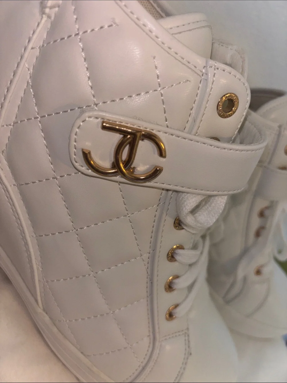 Juicy Couture Women’s Platform Wedge Sneakers Size US 11